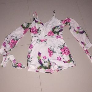 Floral Romper size M